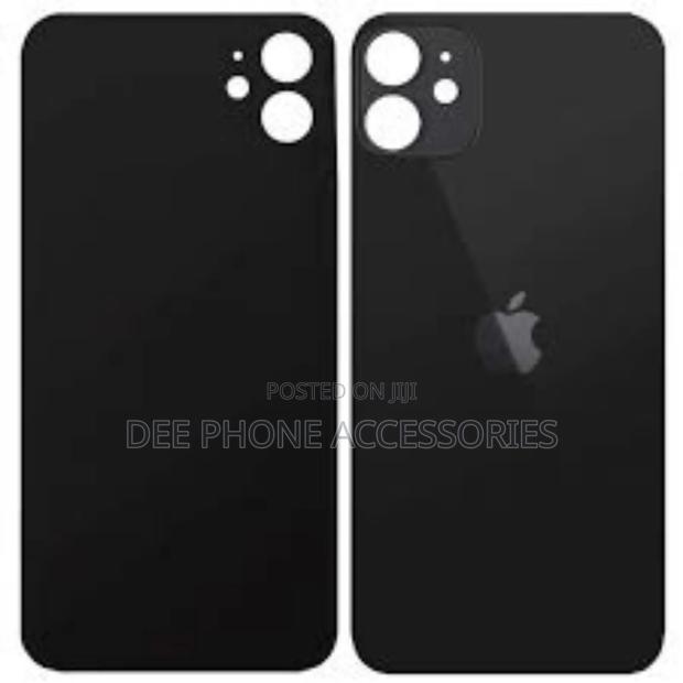 iPhone 11pro Back Glass Replacement - thumbnail 2