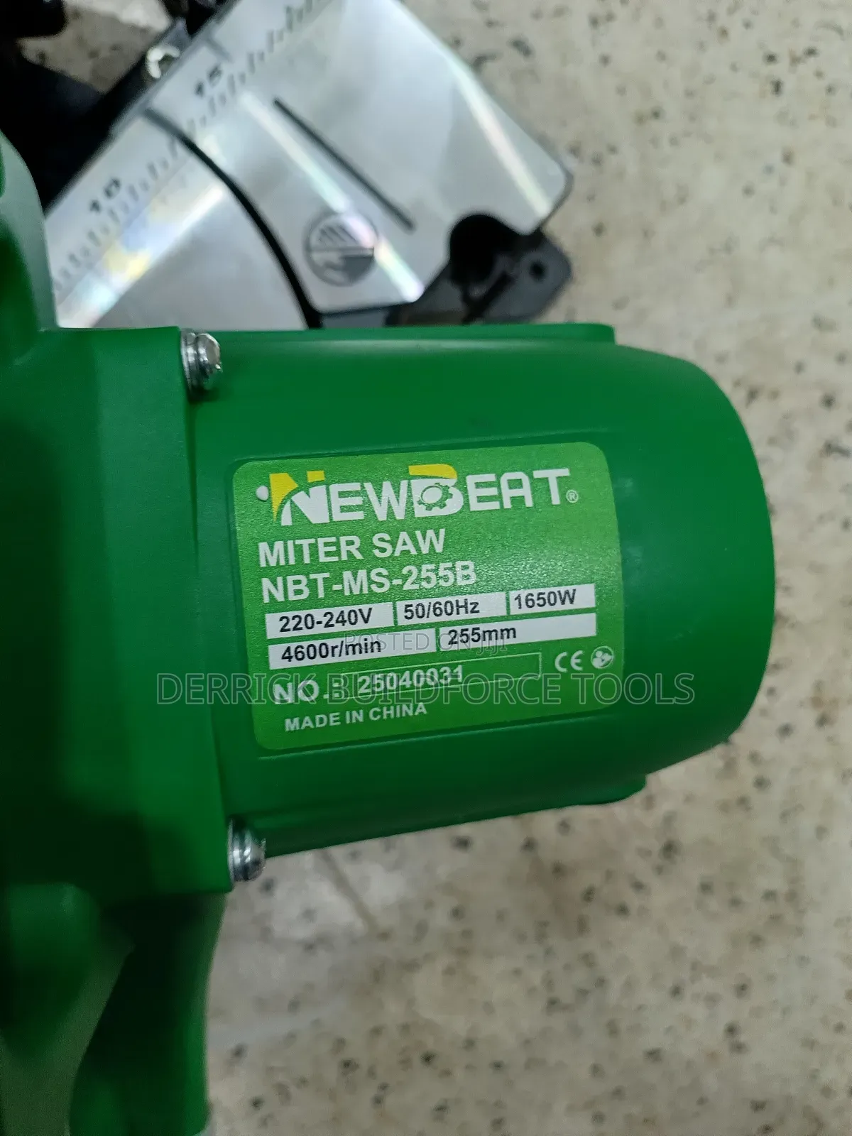 Newbeat 1650w 10" Miter Saw