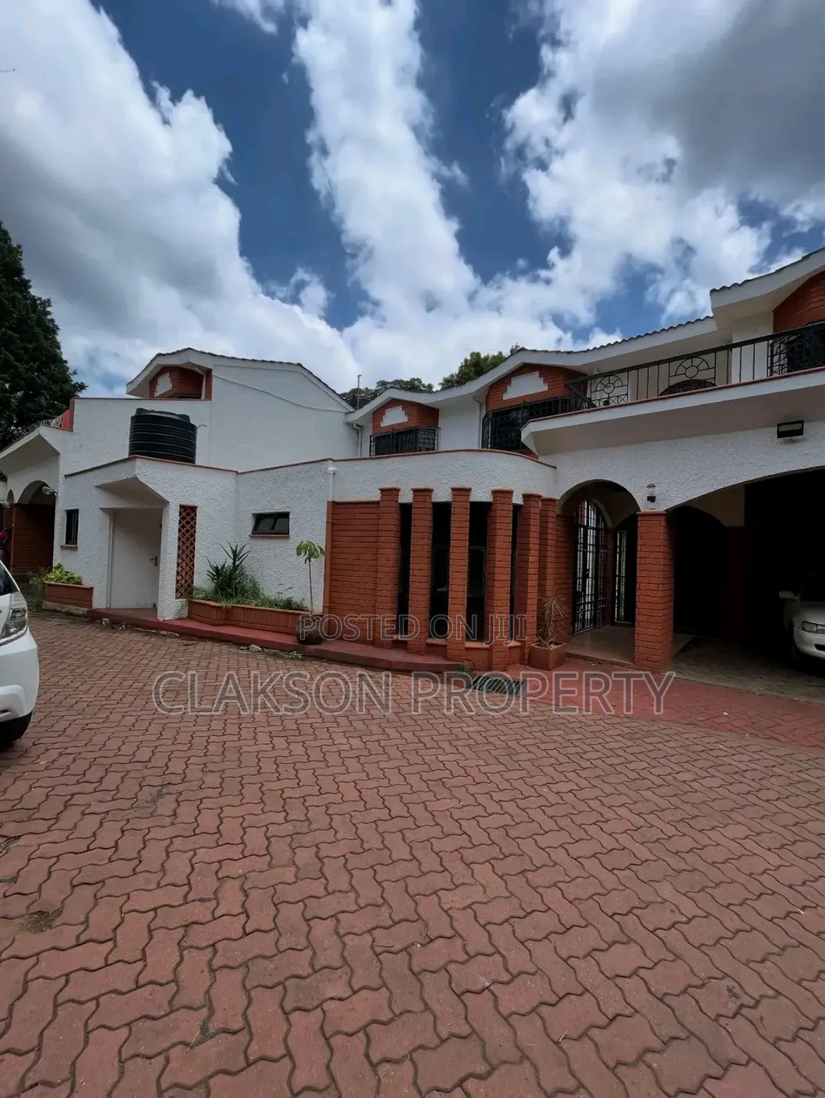 4bdrm Townhouse / Terrace in Lavington, Kilimani for rent
