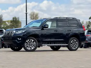 Toyota Land Cruiser Prado 2.8 2023 Black