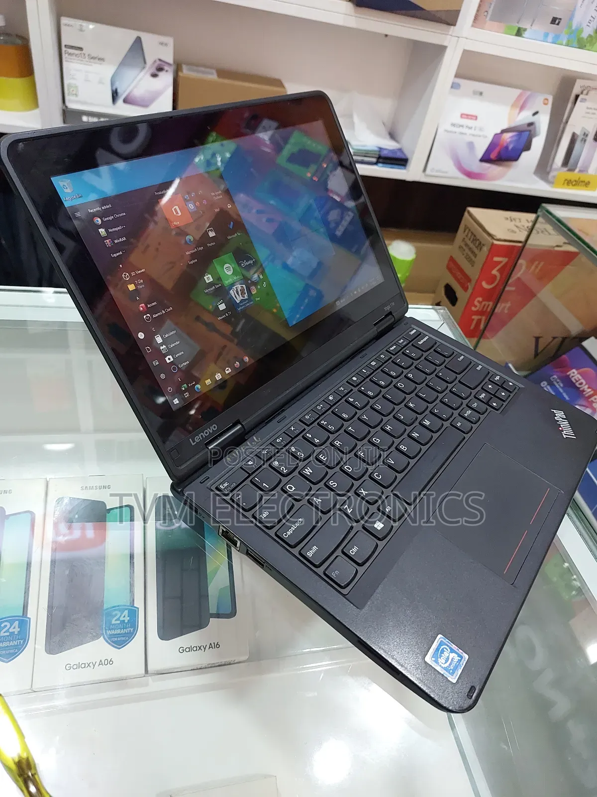 Laptop Lenovo Yoga 11e 8GB Intel Celeron SSD 256GB