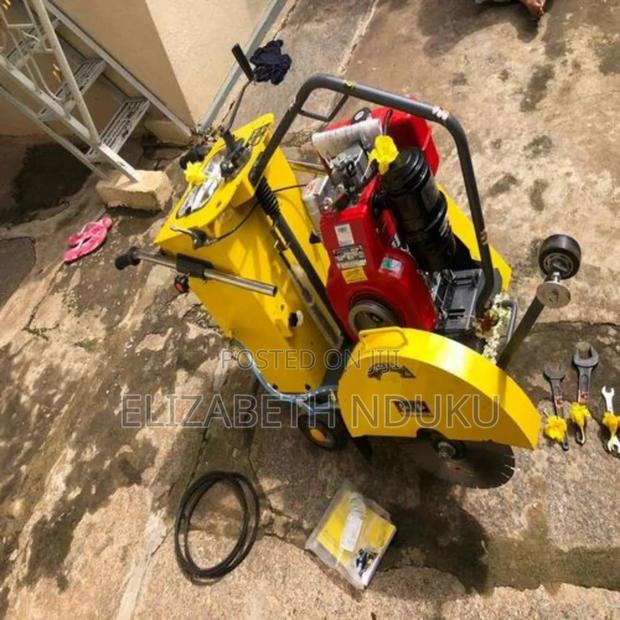 Smooth Cutting Concrete Cutter
