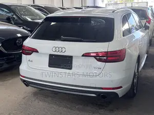Audi A4 2.0T Premium AWD quattro 2018 White