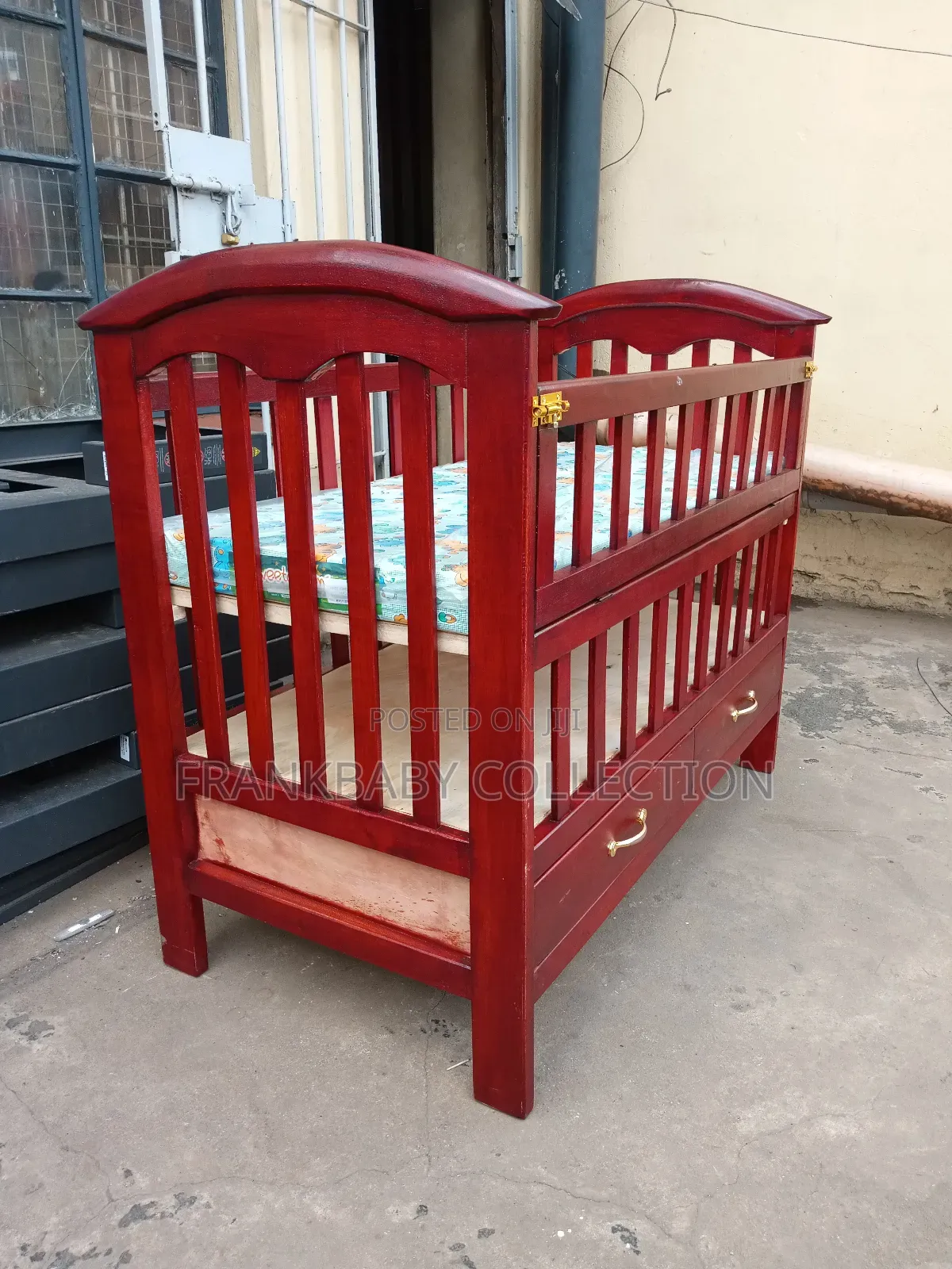 Sweet Dreams/- Baby Cot