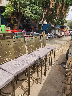Restaurant And Bar High Chairs