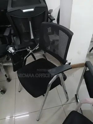 Modern Mesh Training Chair With Writing Tablet