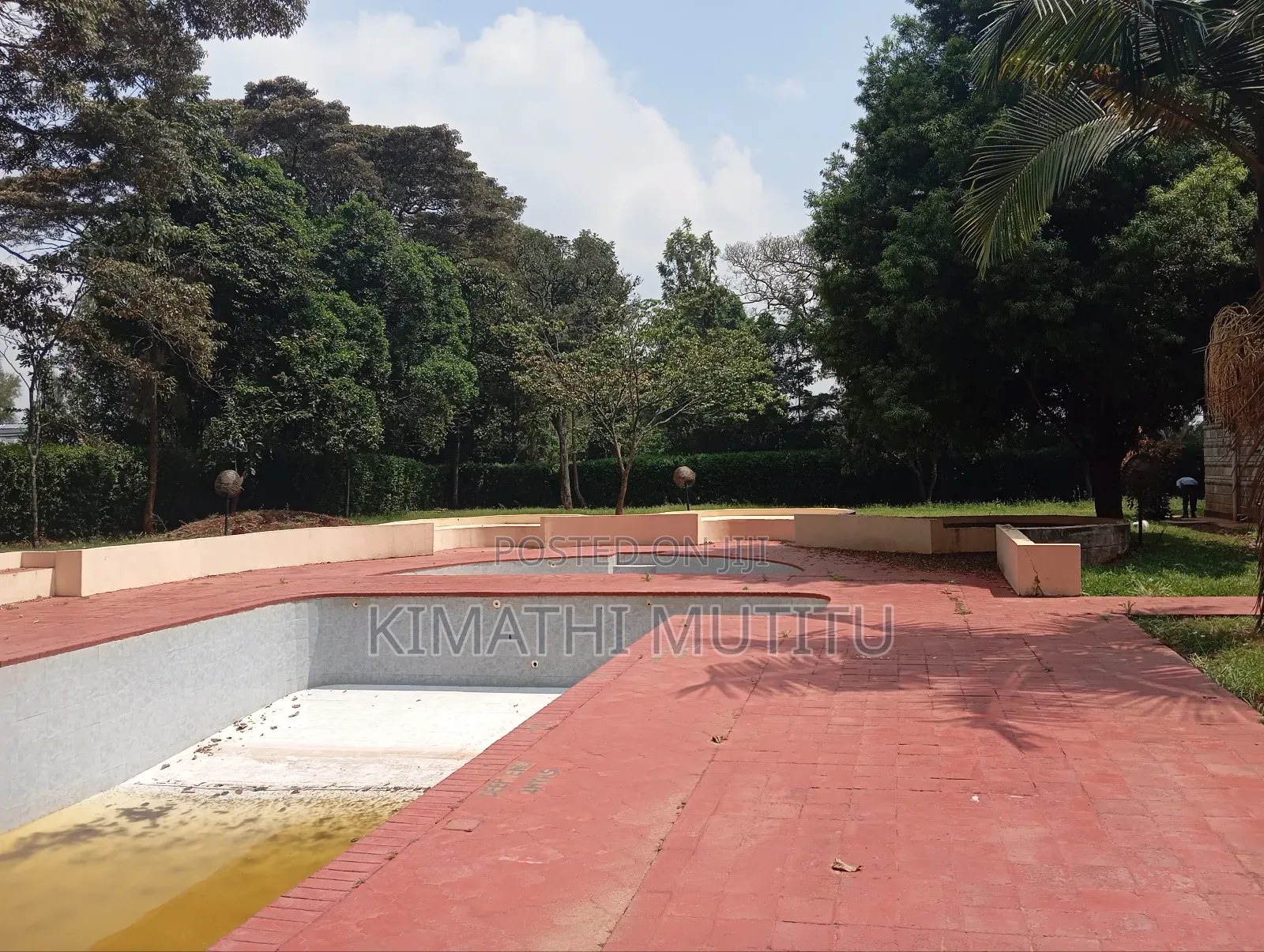 6bdrm Maisonette in Shopping Centre, Karen for rent