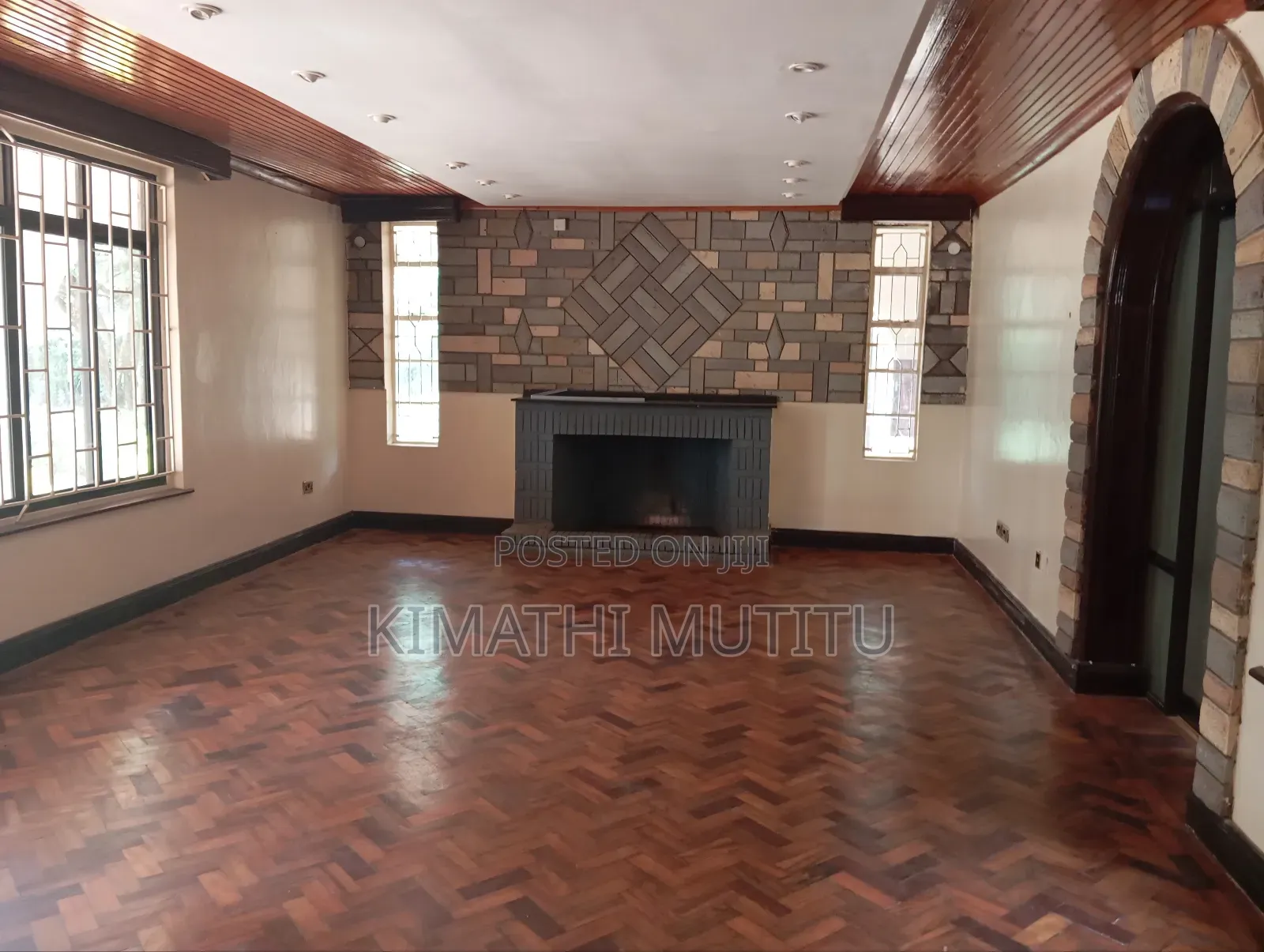 6bdrm Maisonette in Shopping Centre, Karen for rent