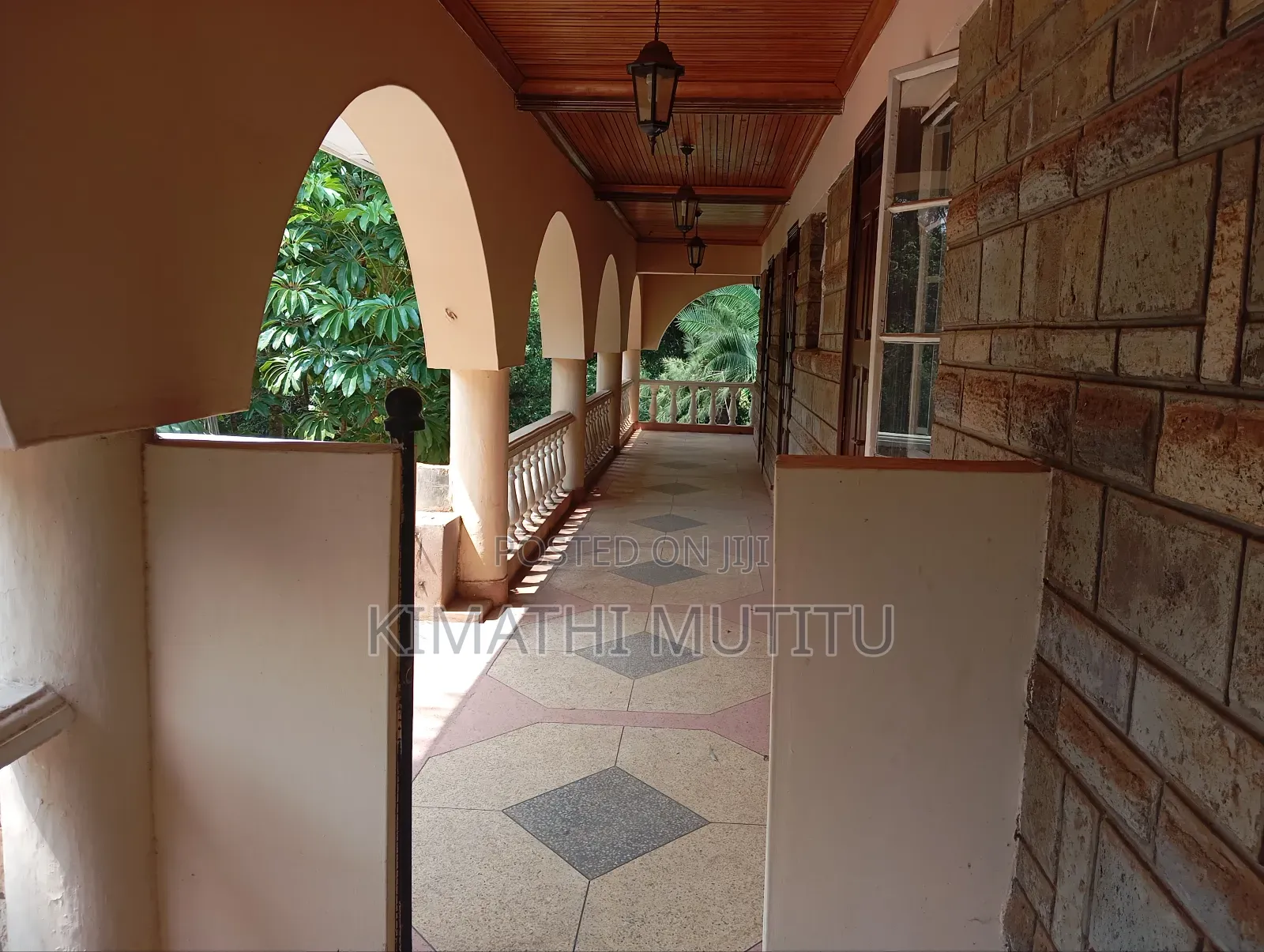 6bdrm Maisonette in Shopping Centre, Karen for rent