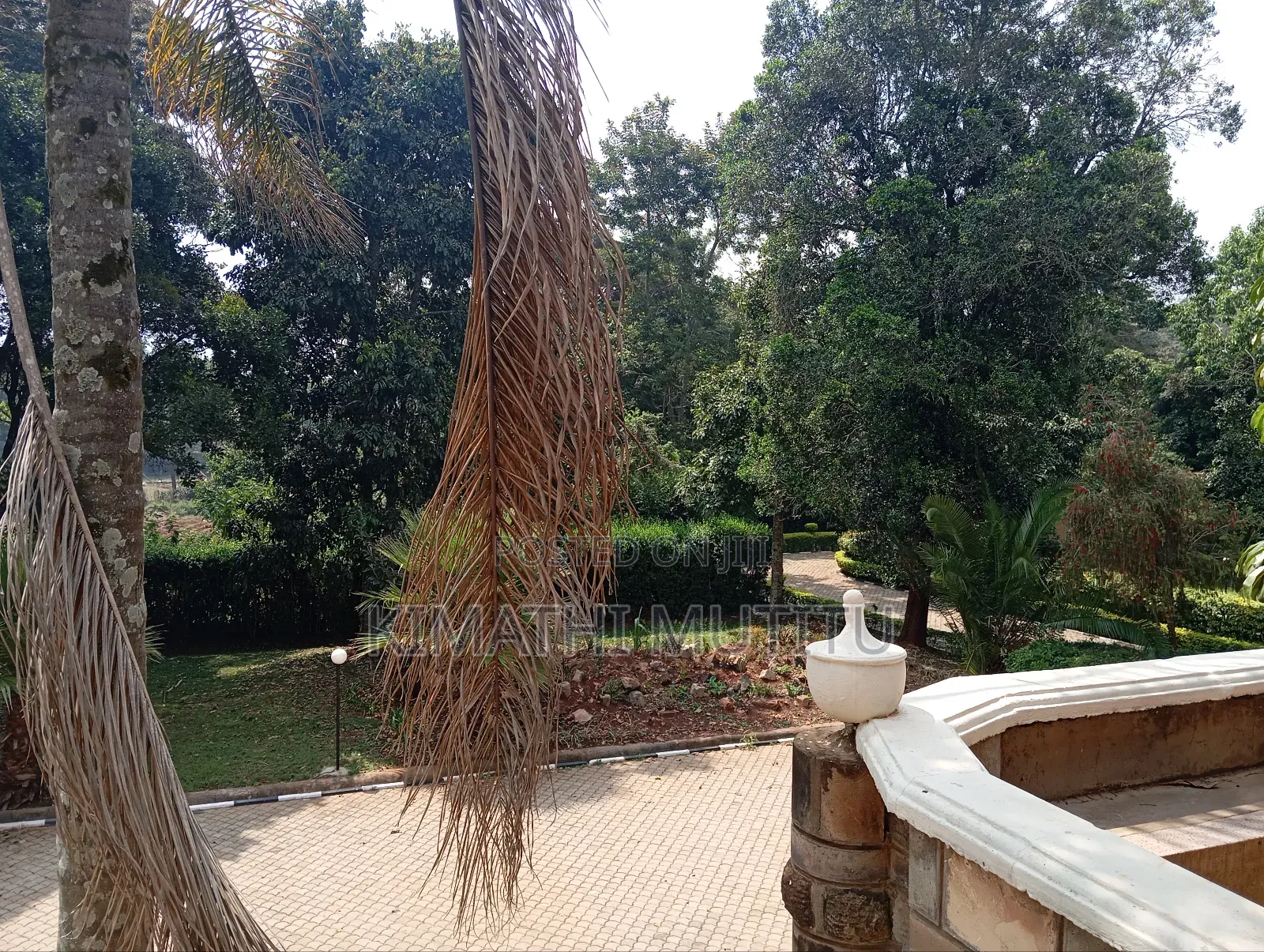 6bdrm Maisonette in Shopping Centre, Karen for rent
