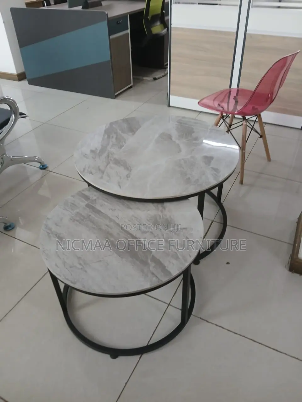 Sleek, Stylish Space-Saving Coffee Table