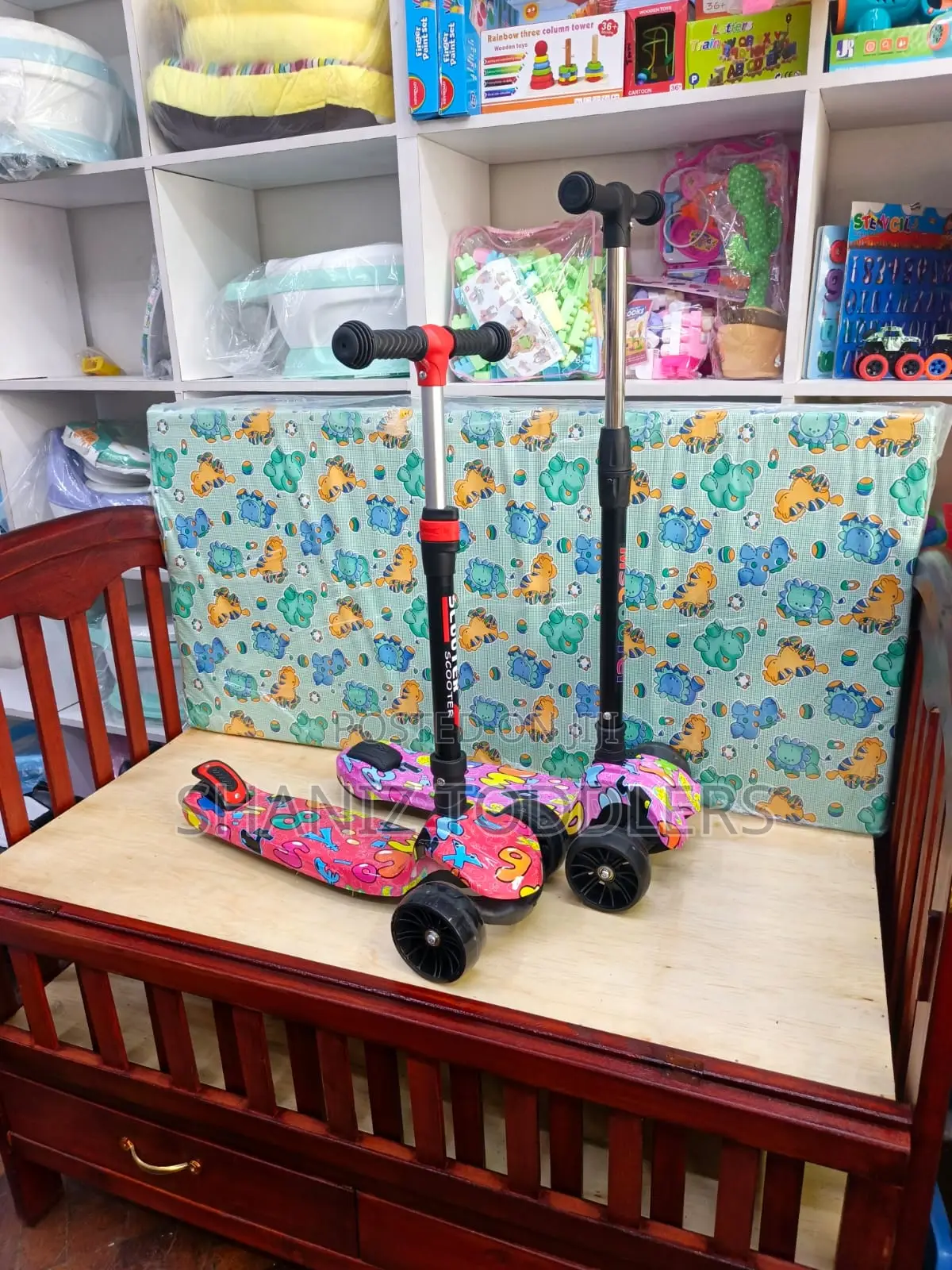 Adjustable Foldable Scooter for Kids – Lights Music