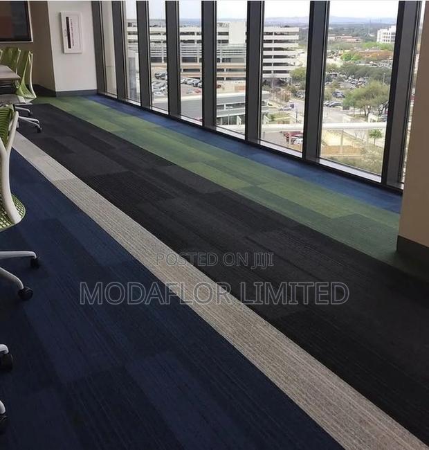 Carpet Tiles for Stylish Interiors – Easy to Install - main view