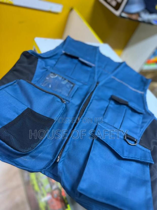 Unique Tour Guide Half Jackets - thumbnail 3