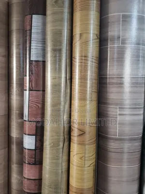 Mkeka Wa Mbao – Classic Wood Look, Vinyl Comfort