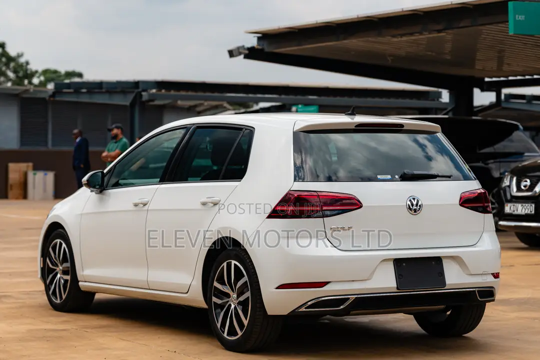 Volkswagen Golf SportWagen 2018 White