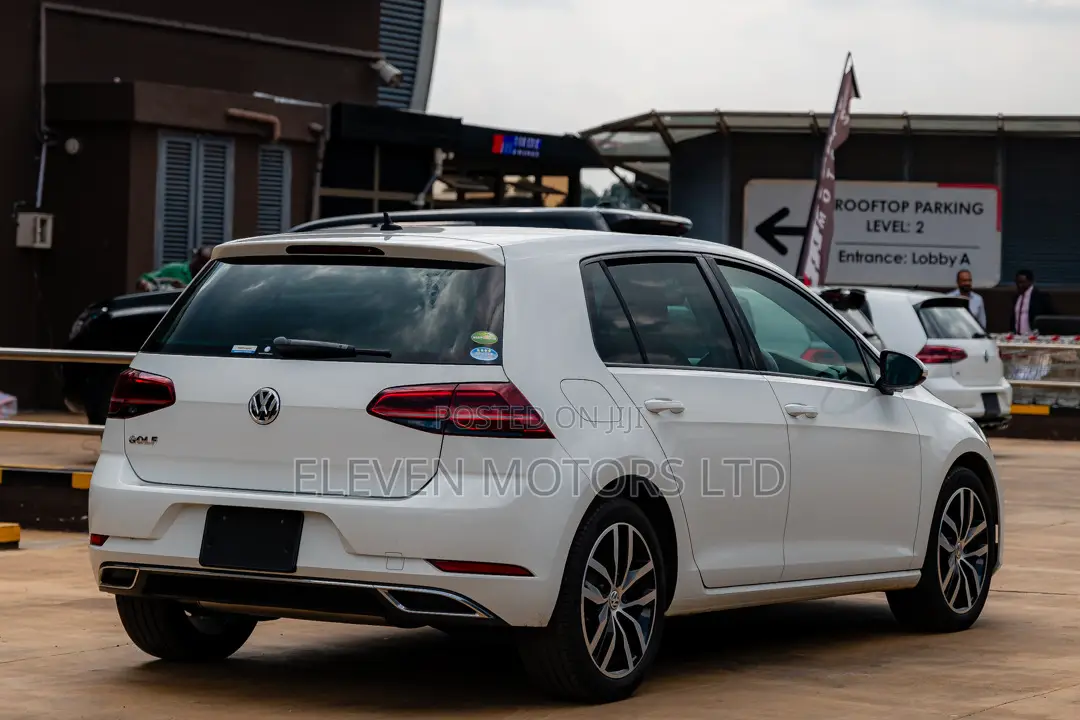 Volkswagen Golf SportWagen 2018 White