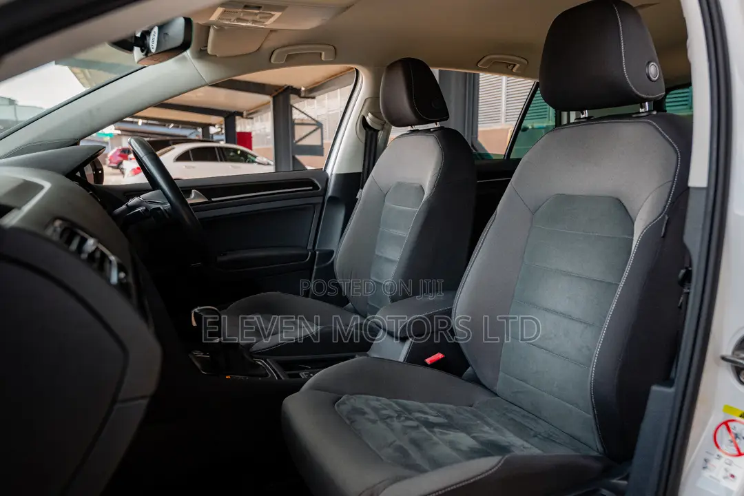 Volkswagen Golf SportWagen 2018 White