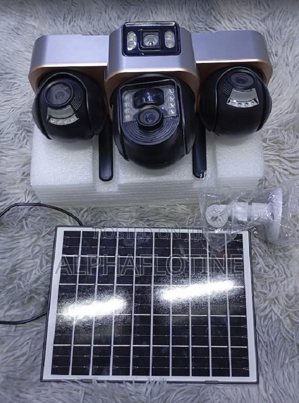Solar Powered Battery Powered 3 Cameras Super PTZ Wide