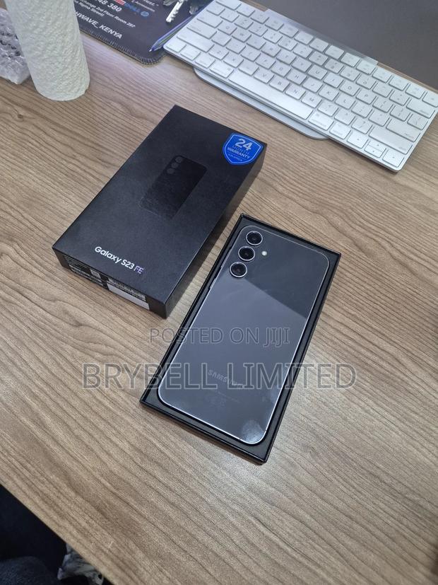 Samsung Galaxy S23 FE 256 GB Black - thumbnail 3