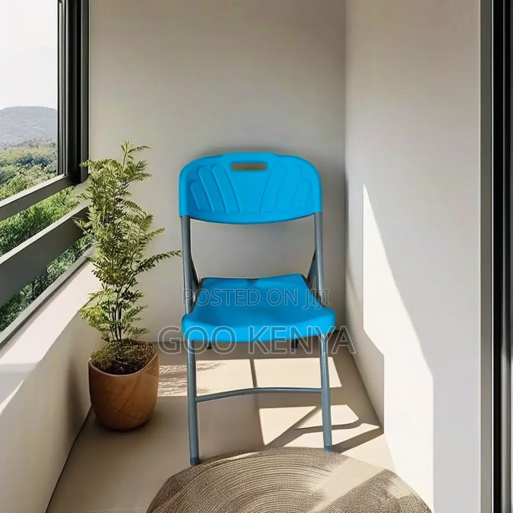 Outdoor Chair; Stackable Foldable Plastic Seating for Outdoors