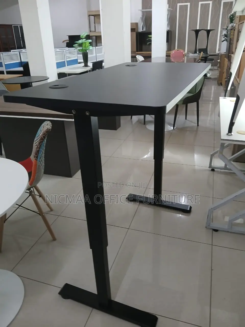 Sleek, Ergonomic Built for Productivity Standing Desk