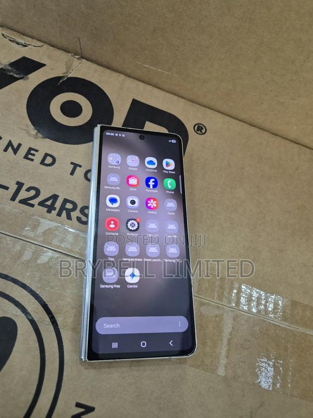 Samsung Galaxy Z Fold 5 512 GB White - thumbnail 7