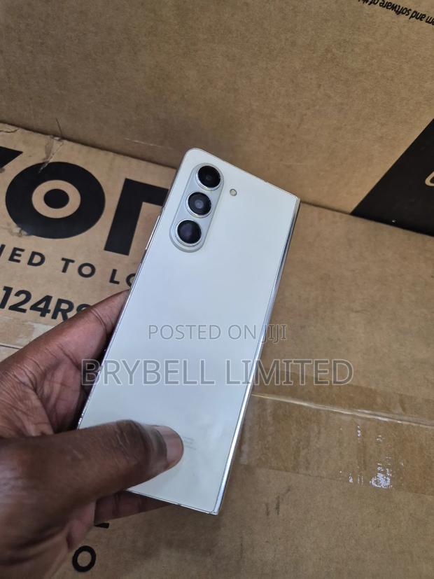 Samsung Galaxy Z Fold 5 512 GB White - thumbnail 6