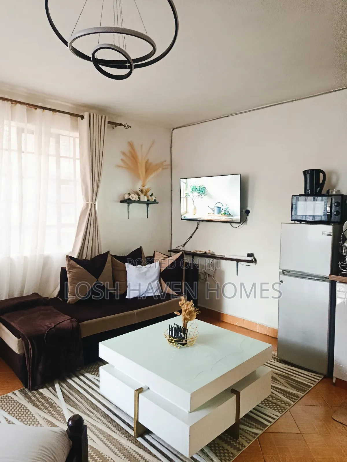 Affordable Spacious Airbnb Near TRM Drive Roysambu