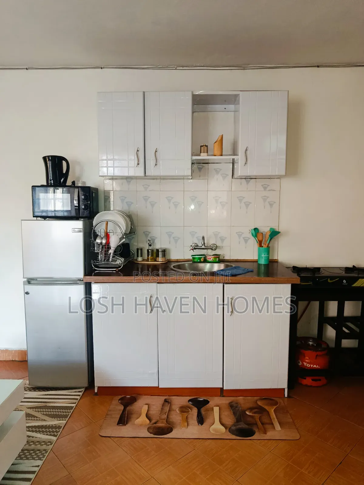 Affordable Spacious Airbnb Near TRM Drive Roysambu
