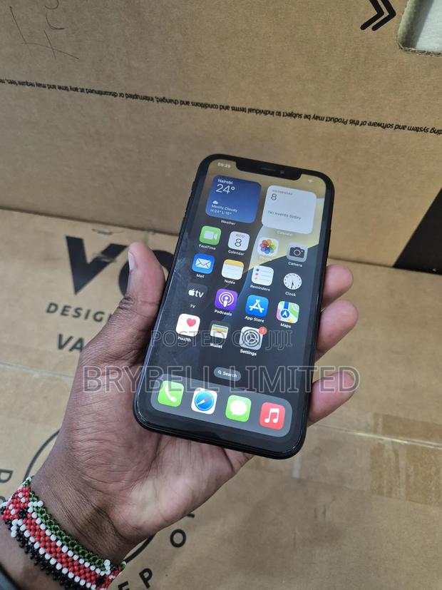 Apple XR 64 GB Black - thumbnail 4