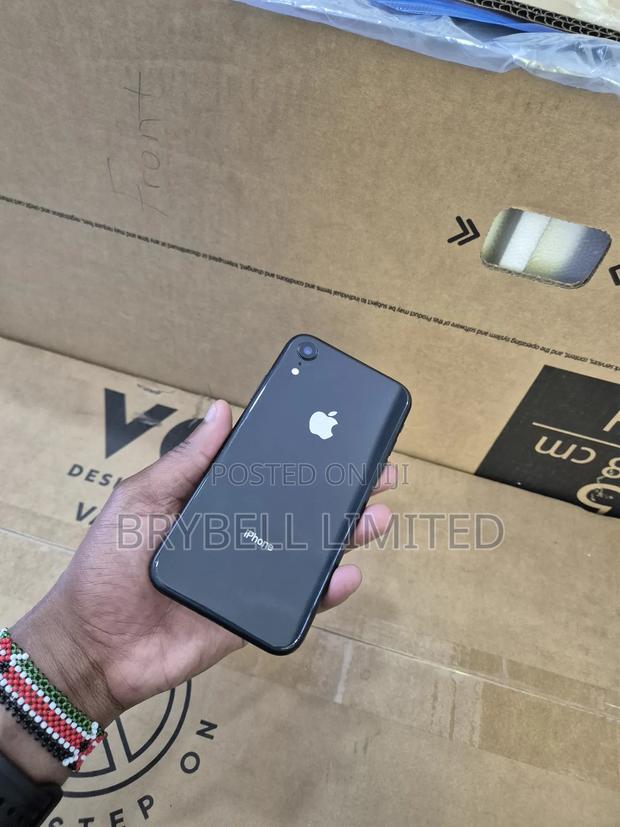 Apple XR 64 GB Black - thumbnail 6
