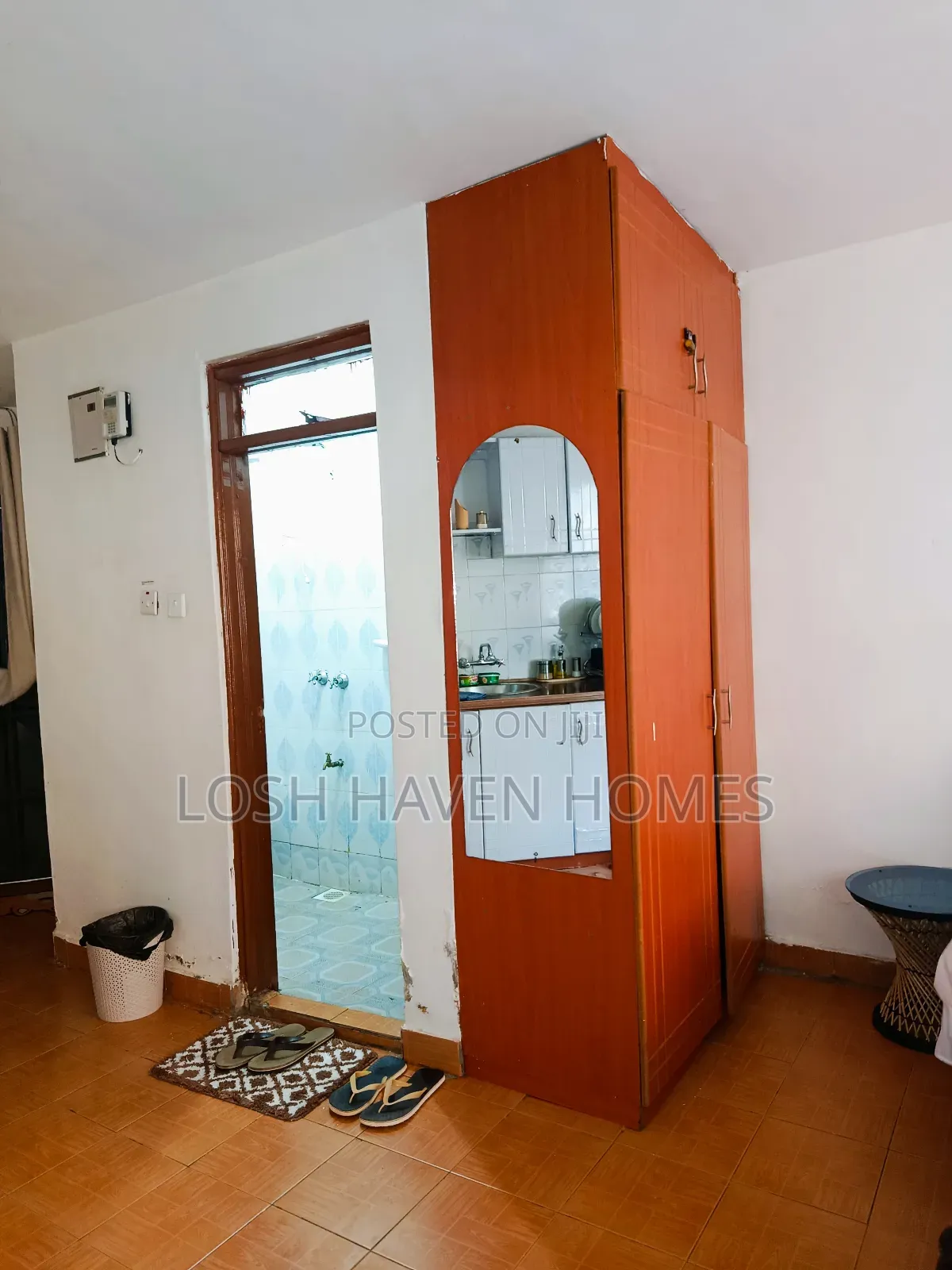 Affordable Spacious Airbnb Near TRM Drive Roysambu