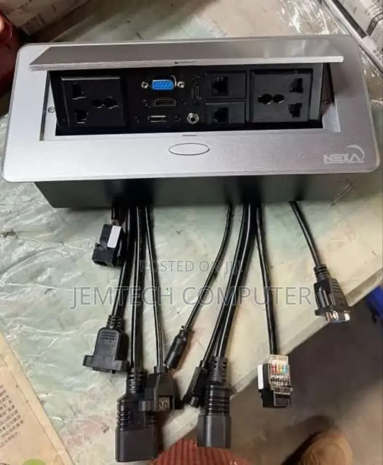 Silver Pop-Up Multifunction Socket With 1 Type-C 2.0-Data Transmission