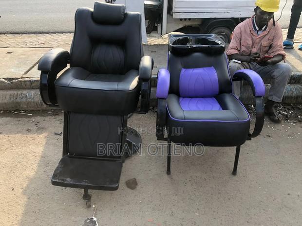Shampoo Sink Unit/ in Good Condition - main view