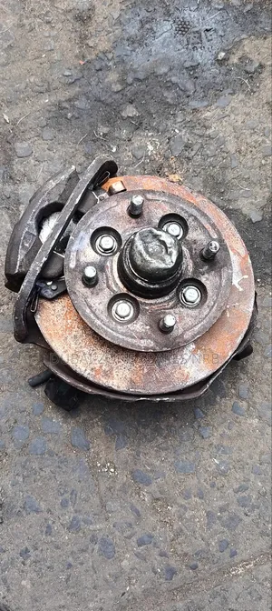 Front Wheel Hubs Townace 2wd 17-Bolt.