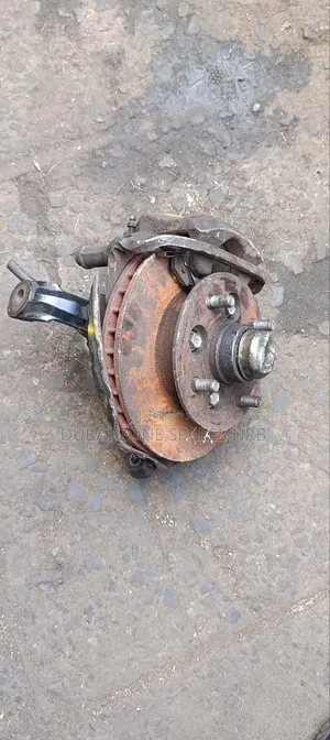 Front Wheel Hubs Townace 2wd 17-Bolt.