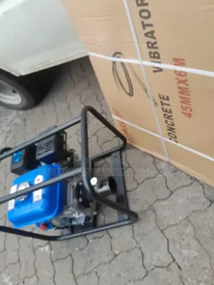 Complete Concrete Vibrator