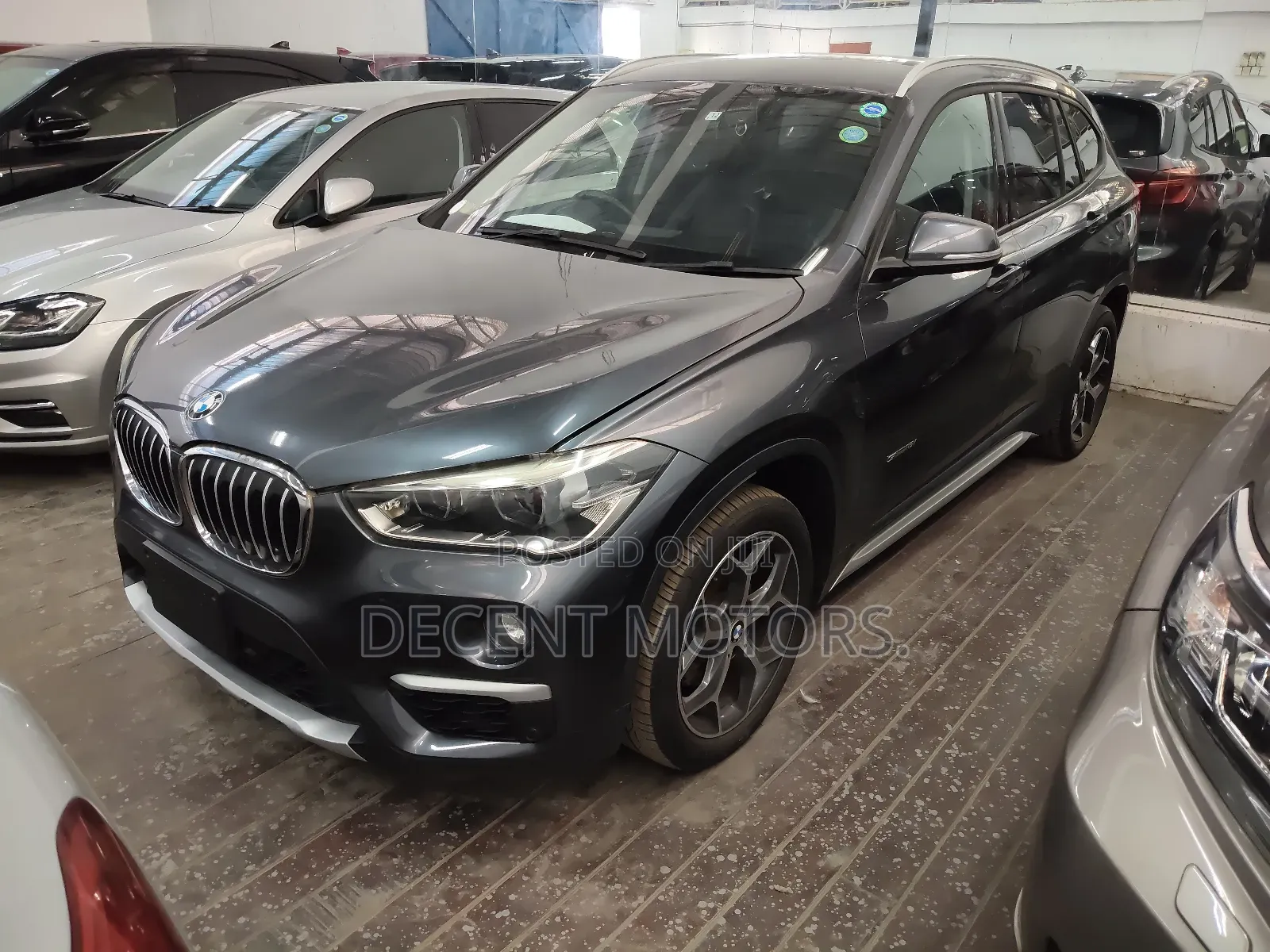 BMW X1 sDrive28i FWD 2018 Gray
