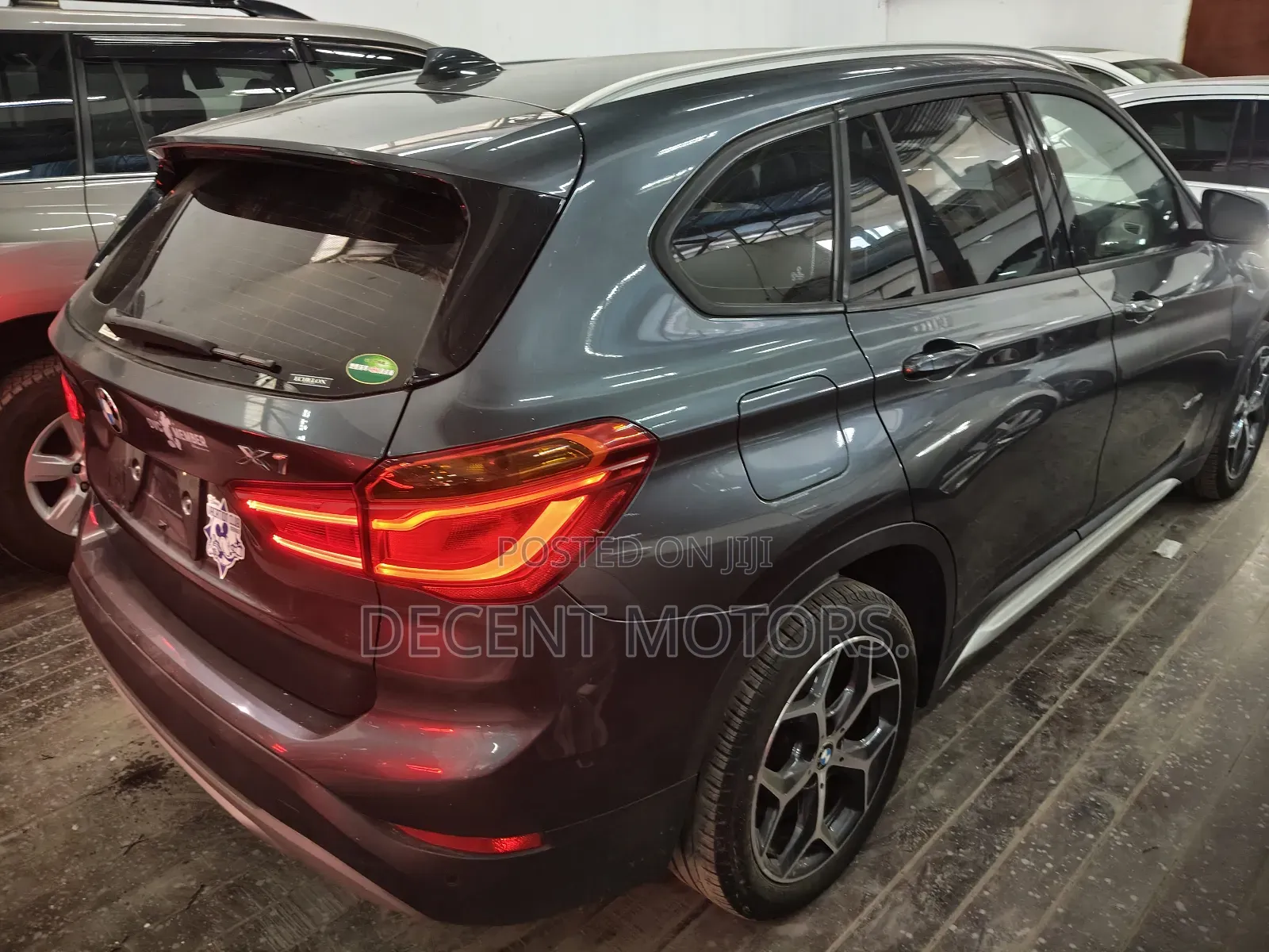 BMW X1 sDrive28i FWD 2018 Gray