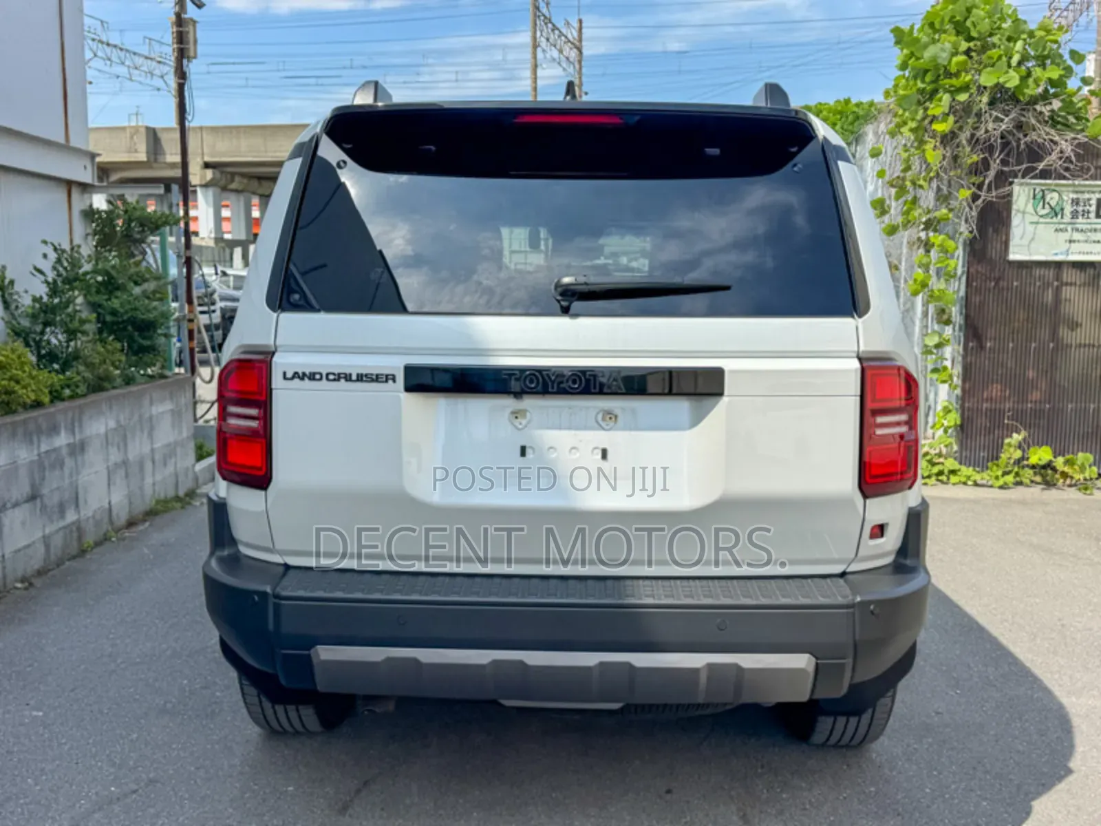 Toyota Land Cruiser Prado 2.8 2024 White