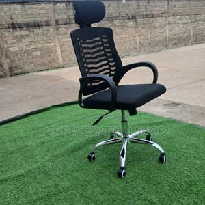 High Back Swivel Mesh Office Chair With Adjustable Headrest - thumbnail 2