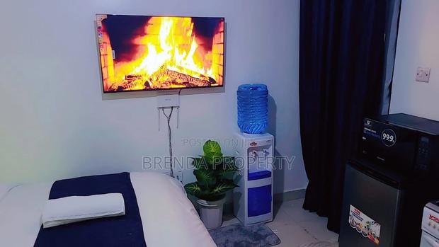 Cozy Affordable Airbnb Along TRM Drive, Roysambu - thumbnail 4