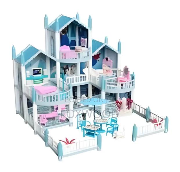 *213pcs Dream Garden" Dollhouse Playset.