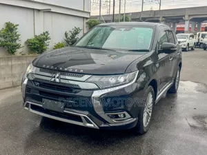 Mitsubishi Outlander 2.4 PHEV AWD 2018 Black