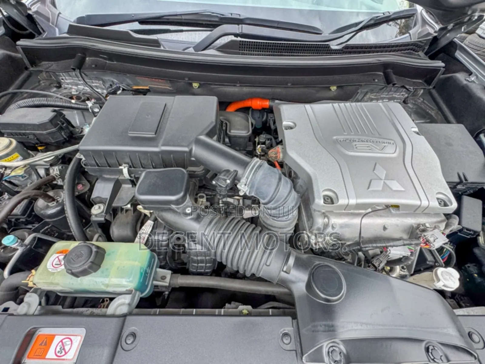 Mitsubishi Outlander 2018 Gray