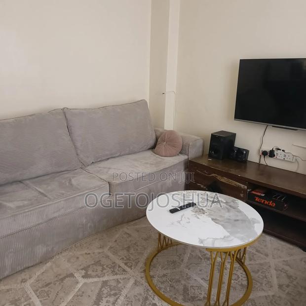 One Bedroom Airbnb TRM - thumbnail 6