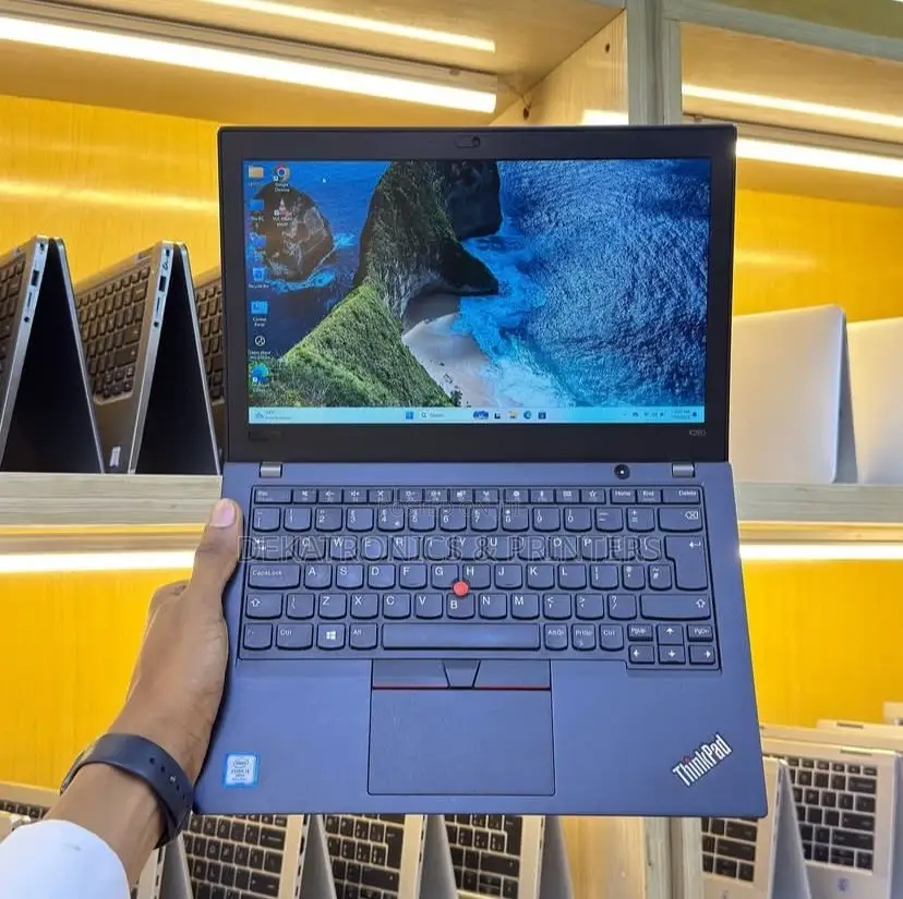 Laptop Lenovo ThinkPad X280 8GB Intel Core I7 SSD 256GB