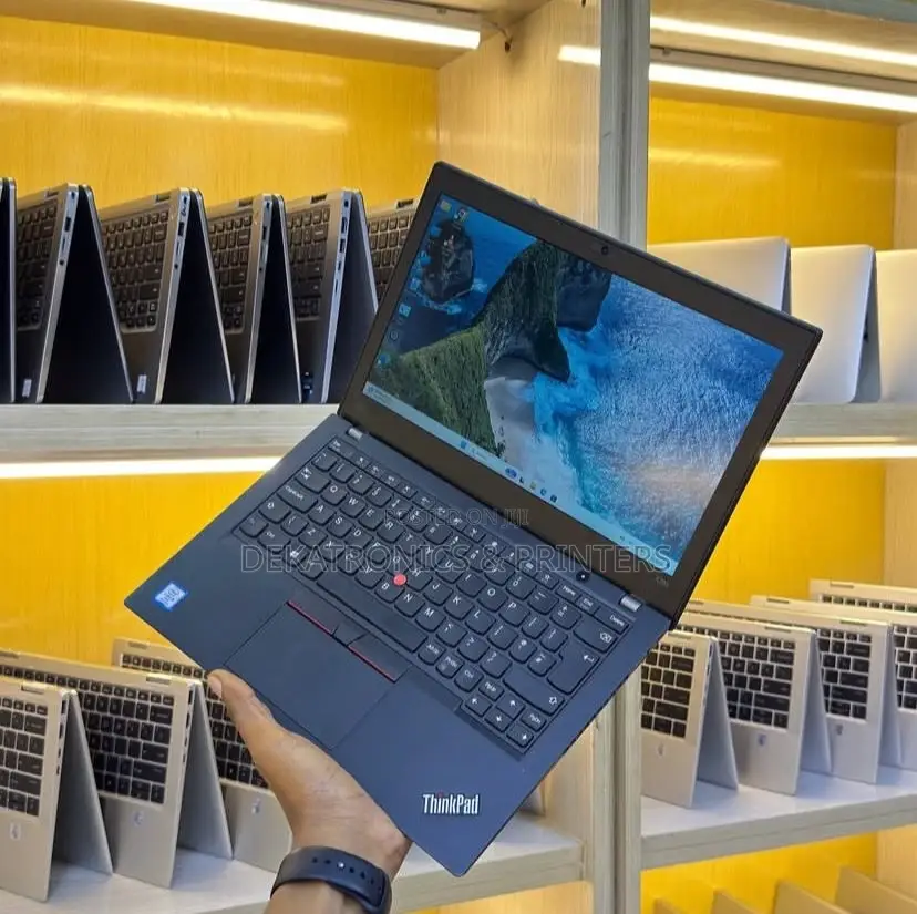 Laptop Lenovo ThinkPad X280 8GB Intel Core I7 SSD 256GB