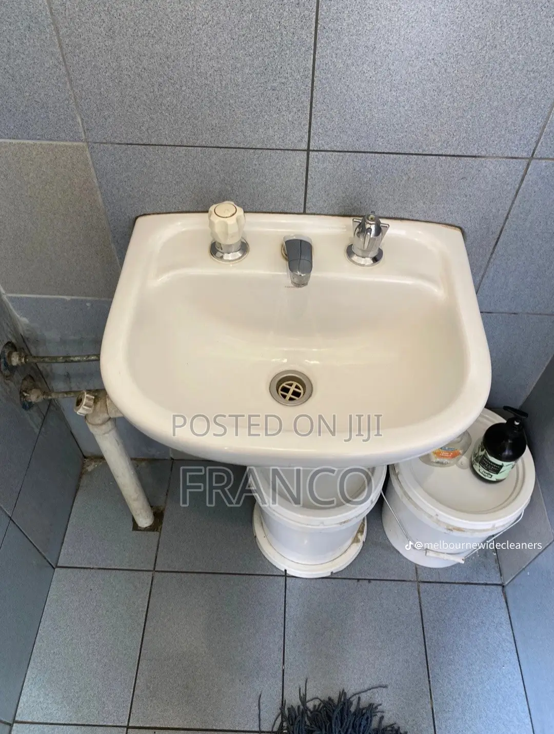 Professional Deep Cleaning Services Postconstruction, Move-In,Tiles